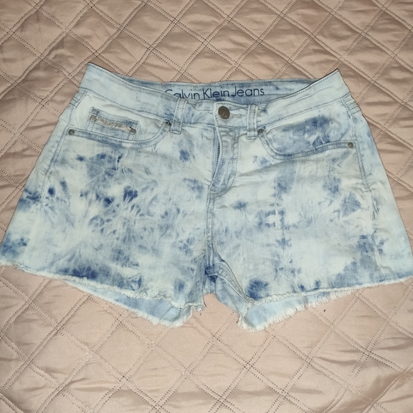 Calvin Klein Denim Shorts - Picture 2 of 4